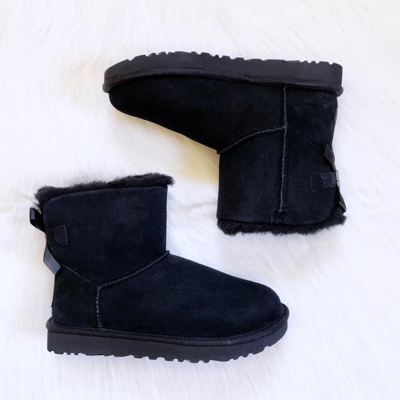 UGG Mini Bailey UGG Metal Graphic Black Boots - Picture 6 of 8